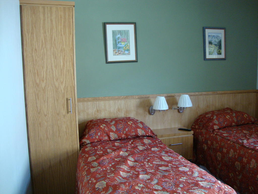 Clifford House Rosslare Harbour